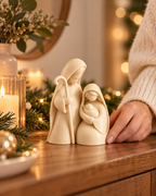 Presépio ORIVA LUZIA integrado numa decoração de Natal delicada